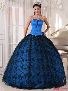 Chic Two-toned Sweetheart Ball Gown Lace up front Quince Dresses