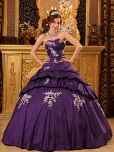 Purple Floor-length Taffeta Appliques Dress for Quince