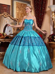 Teal Sweetheart Taffeta Quinceanera Dresses with Embroidery