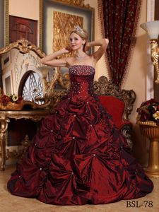 Wine Red A-line Strapless Beading Ruches Pick-ups Quince Gown