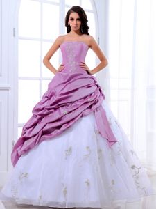 Lavender and White Appliques Quinceanera Dresses with Pick-ups