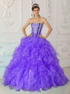 Light Purple Strapless Appliques Organza Dresses for 15 with Ruffles