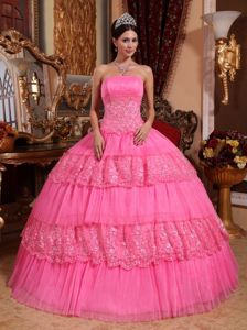 Pink Strapless Tiered Lace Decorate Appliques Sweet Sixteen Dresses