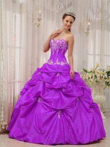 Light Purple Beading Sweetheart Pick-ups Appliques Sweet 15 Dress