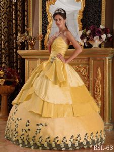 Yellow Ruche Sweet Fifteen Dresses with Appliques on Promotion