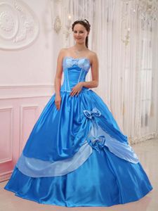 Graceful Strapless Quinceanera Party Dress with Beading and Bow