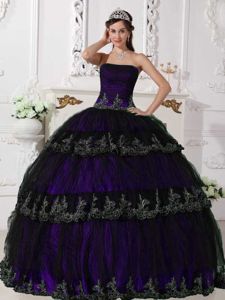 Purple Strapless Multi-tiered Pleats and Ruches Quinceanera Dresses