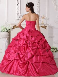 Popular Beading Coral Red Pick-ups Lace up Back Quince Dresses