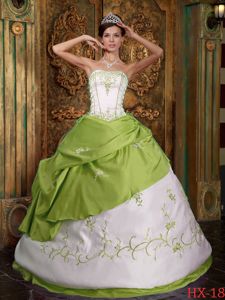 Brand New Embroidery Yellow Green and White Sweet 15 Dress