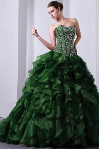 Noble Beaded Sweetheart Green Quince Dresses with Ruffled Layers