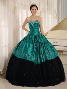Cheap Turquoise and Black Quinceanera Gown Beaded Appliqued