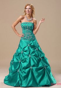 Plus Size a-Line Turquoise Dress for Sweet 16 with Embroidery