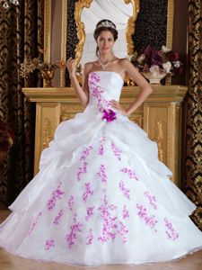 White Strapless Princess Organza Quinceanera Gown Dresses