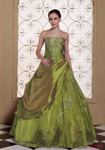 Olive Green Embroidery Dresses For a Quince with Dripping Fabric