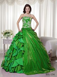 Green Strapless Dresses 15 with Ruffles and Appliques