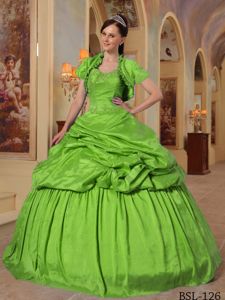 Spring Green Taffeta Beading Quince Gown Dress with Sweetheart Neck