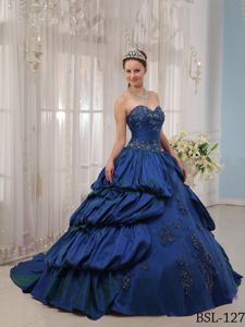 Affordable Brush Train Sweetheart Appliques Quince Dress in Taffeta