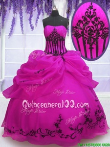 Customized Sleeveless Embroidery and Pick Ups Lace Up Quinceanera Dresses