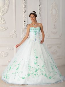 Green Embroidery Accent Dress for A Quince of White Organza 2013