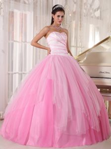 Lovely Pink Tulle Quinceanera Dresses with Beads Decorate