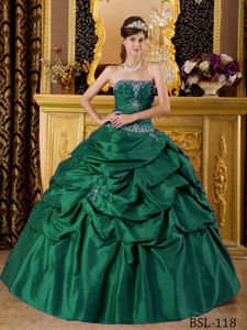 Popular Beading Strapless Green Dress for Sweet 16 with Pick-ups