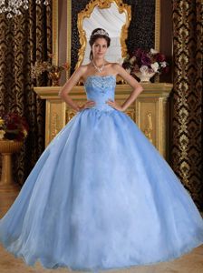 Light Blue Organza Quinceanera Party Dress with Beaded Appliques