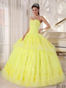 Customer Made Appliqued Sweetheart Yellow Sweet 15 Dresses