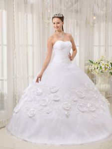 White Sweetheart Dresses of 15 with Appliques and Hand Made Flowers