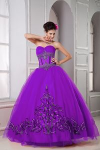 Purple Dresses for a Quince with Embroidery On Waist and Hem