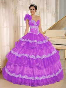 New Violet Sweetheart Quinceanera Gown Dress with Ruffled Layers
