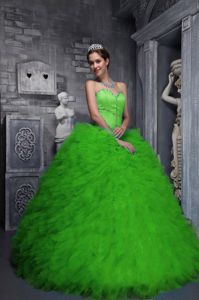 Spring Green Ball Gown Sweetheart Ruffles Dress for Quince in Tulle