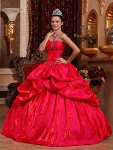 Beautiful Corset Bright Red Quinces Dresses with Taffeta Pick-ups