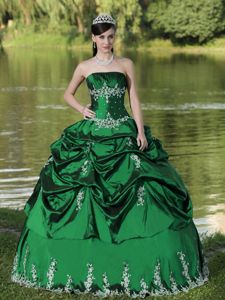 Custom Made Appliqued Green Sweet 15 Dresses with Pick Ups