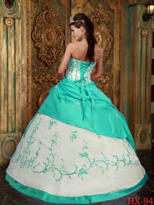 Mint Quinceanera Dresses Gowns with Embroidery and Lace up Back