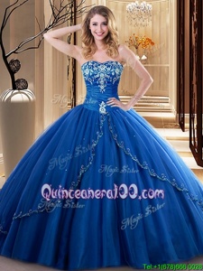 Best Selling Sleeveless Lace Up Floor Length Embroidery Quinceanera Gowns