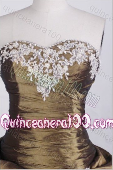 Elegant Ball Gown Sweetheart Olive Quinceanera Dresses with Appliques