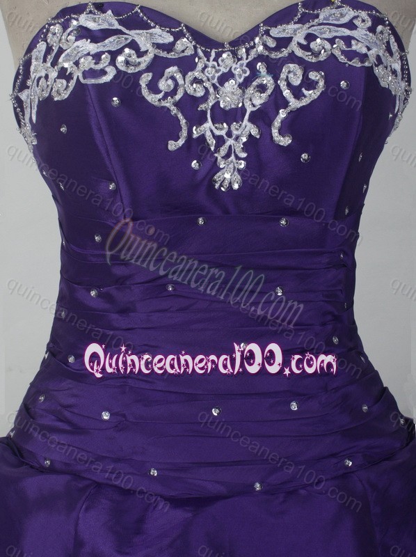 2014 Purple Beautiful Ball Gown Sweetheart Appliques Quinceanera Dresses