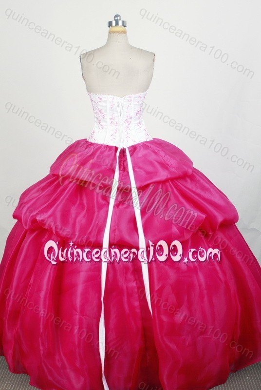 White and Pink Sweetheart Ball Gown Quinceanera Dresses with Embroidery