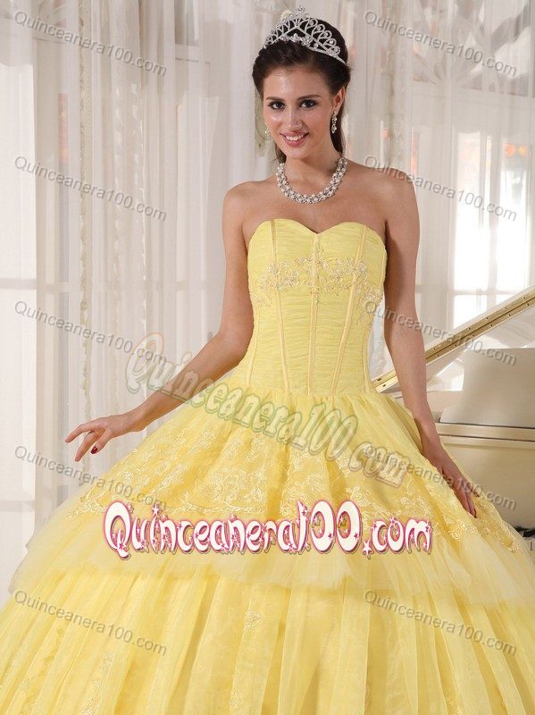 Yellow Pleating Ball Gown with Heavy Tulle Appliques Dresses 15