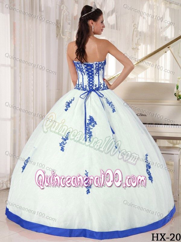 Two-toned Floor-length Appliqued Quinceanera Gown Dresses