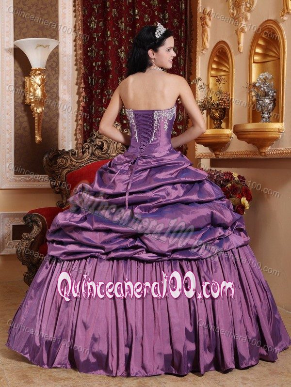 Sweet Sixteen Quinceanera Dresses in Purple with Appliques