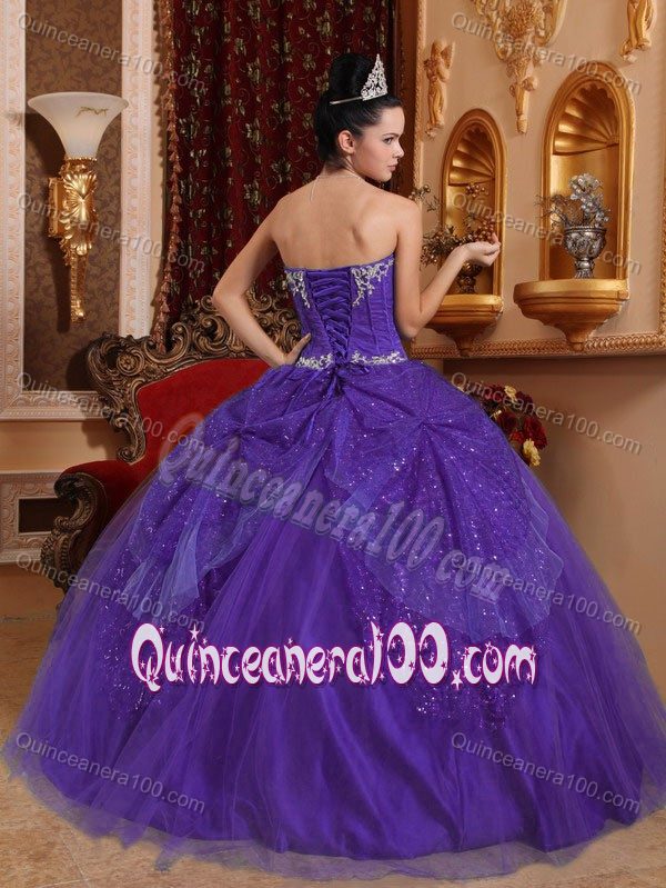 Appliques and Sequins Purple Dress for a Quince in Tulle in Vogue
