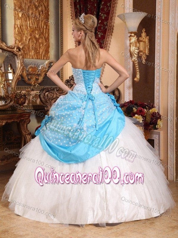 White and Blue Strapless Sweet Sixteen Dresses with Flowers Ruffles