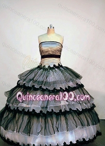 Popular Ball Gown Strapless Black and White Quinceanera Dress With Ruffled Layers and Appliques