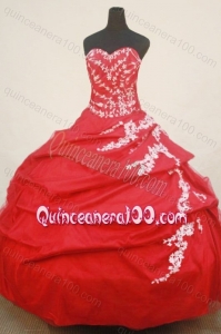 Beautiful Ball Gown Sweetheart Quinceanera Dresses With Appliques And Pick-ups