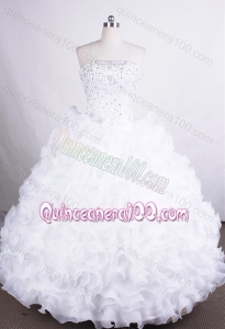 Luxurious Ball Gown Strapless White Organza Beading And Ruffles Quinceanera Dresses