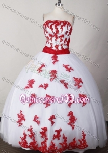 Sweet Ball Gown Strapless White Quinceanera Dress with Red Appliques