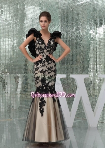 2014 Elegant Black and Champagne Mother of the Dresses with Appliques