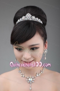 Multi-color Crystal and Rhinestone Round Shaped Jewelry Set