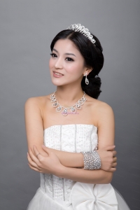 Luxurious Alloy With Rhinestone Crystal Ladies Jewelry Sets